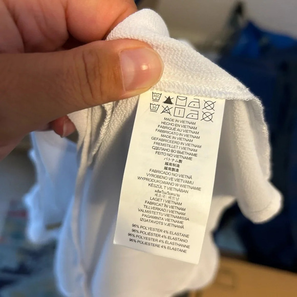 Nwt Michael Michael Kors White Ruffle Cold Shoulder Blouse - Picture 4 of 5